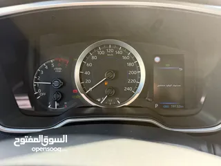  13 تويوتا كارولا ترخيص 2022 محرك 1800 هايبرد جير أوتوماتيك 170 حصان