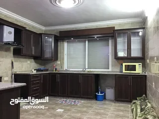  4 المكان بلحصن