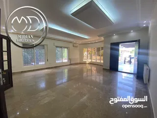  1 شقة ارضية فارغة للايجار خلدا  مساحة 230م مع ترس و حديقة 300م تشطيبات و ديكورات سوبر ديلوكس