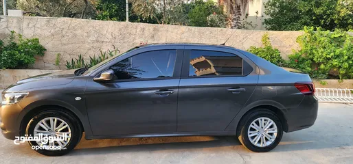  4 بيجو 301 بنزين اوتوماتيك  موديل 2018 تسيير 2020 اصل شركة يد 1 للبيع بغرض السفر .
