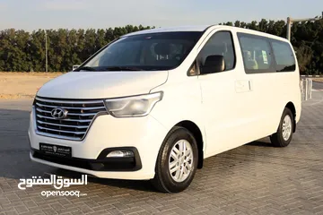  3 hyundai H1 2020 GCC EXCELLENT CONDTION WITHOUT ACCIDENT