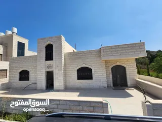  3 فلل للبيع في سردا