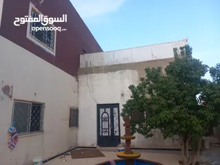  1 . بيت للبيع للجادين فقط