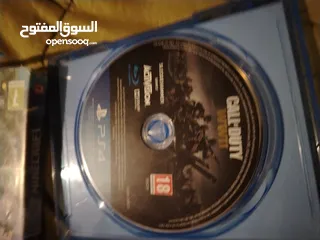  4 سيديات ps4 and ps5 للبيع سيدي red dead redemptiion 2 /blacl ops 6 world war war2