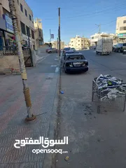  3 محل باب واحد للبيع بمنطقه القويسمه مقابل جنى للابسه وبجانب محرقه الاسعار للعروض الدائمه