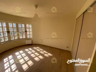  15 فيلا للايجار عبدون يوجد خيارات Villa for rent in    Abdoun, options available V78