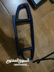  2 شاشة هيونداي  ايونيك اصلية كبيرة مع فريم وكامل قطعها شغالة 100% بدون اي مشاكل
