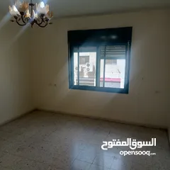  7 شقة غير مفروشة للايجار