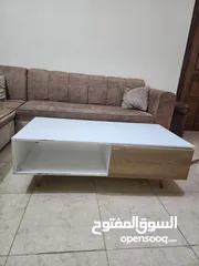  7 طقم كورنر  لون بني  مع طاوله وسط مع طاوله شاشه و خزانه كنادر  العفش  مستعمله بحاله جيده
