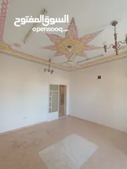  9 House for rent in Al-Juffairah   بيت للايجار في الجفره
