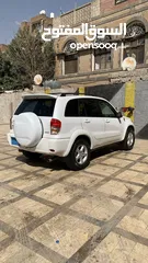  1 Rav4 2002  ابيض