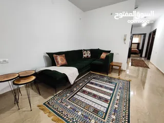  7 شقة جديدة مفروشة للإيجار قرب وسط رام الله