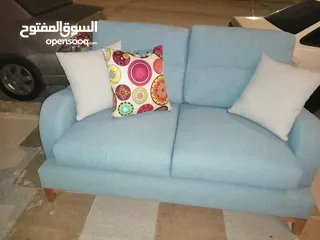  9 تنجيد جميع انواع الكنب والجلسات العربيه والخليجيه  وصيانه الكنب داخل المنزل
