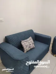  5 طقمين كنب للبيع بحالة ممتازة جدا للبيع بسبب ضيق المساحة
