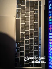  4 ماك بوك برو MacBook Pro M2