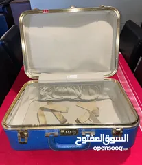  10 شنط سفر وحقائب قديمة ونادرة.