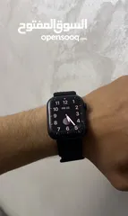  1 ساعة   Nike edition Apple watch s7 لون اسود بحالة الوكالة مع جميع اغراضها مقاس 45 بطارية 78