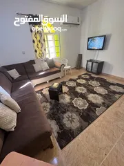  1 شقة مفروشه غرفة وصاله بالغبرة Furnished apartment room and hall in Ghubrah