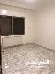  7 شقه سوبر ديلوكس البيع في ضاحيه الرشيد طابق اول  ثلاث بلكونات بسعر مغري