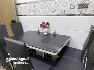  3 ميز طعام للبيع