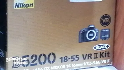  1 كاميرا نيكون D5200 للبيع