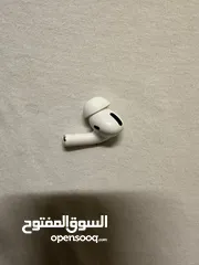  4 Airpods pro like new