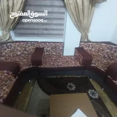  5 جلسه كاملا الاتي خشب 16 مستعمل نظيف بحاله جيده طول رتفاع 34 سانتي