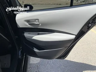  13 تويوتا كورولا 2020 هايبرد لون اسود حره باسم المستورد