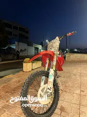  5 Honda crf (450) R