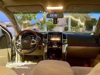  9 تويوتا لاند كروزر ابيض ثلجي  VXR 2014 5.7 للبيع
