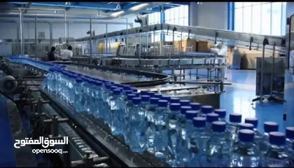  1 خطوط إنتاج وتعبئة عبوات المياه والعصير والالبان والزيوت والأدوية خط ماكينات تعبئة و تغليف