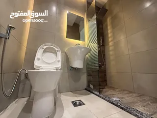  9 استديو للبيع مقابل جامعة اليرموك مميز تشطيب فاخر ايجاره السنوي 2000 دينار قابل للزيادة تشطيب جديد
