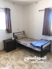  20 منزل منعزل مع حديقة فواكه 3 غرف صاله مجلس بلكون مطبخ مجهز مواقف سيارات