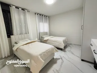 9 شقة مفروشة جديدة لم تُسكن بعد – سوبر دلوكس الطيرة – خلف مدارس المستقبل