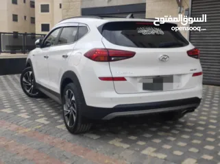  9 هونداي توسان فل الفل اضافات دهان شركة وعداد أصلي 70000كم فقططط رخصة وتأمين شامل للبيع بسعر مغري