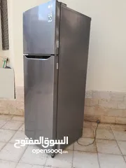  4 ثلاجه lg بحاله ممتازه استخدام بسيط