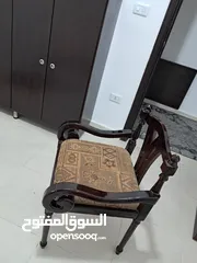  2 خزانة أحذية خشب زان بحالة ممتازة و كرسي خشب زان تقيل كتير