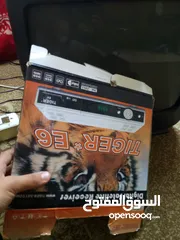  3 تلفاز جولد ستار للبيع مع رسيفر تايجر بلكرتونه