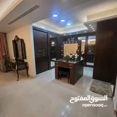  13 فيلا متلاصقة للبيع او للايجار في عبدون - ref : 12161
