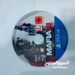  5 بلايستيشن 4 سلم بحالة ممتازة مع خمس هدايا للبيع.