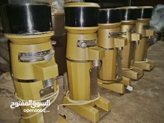 21 ماكنات طحن قهوة بحال الوكالة ، أنواع مختلفه احجام مختلفه ، حجر جديد بحال المصنع -من حجر 8 لحجر 14