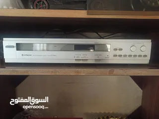  8 ستيريو ياباني 4 سماعات راديو هيتاشي رقمي