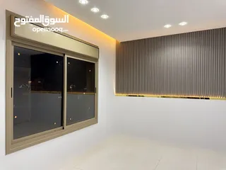  16 شقه مميزه مساحه 150 طابق ثاني فني
