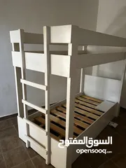  1 تخت طابقين نظيف للبيع
