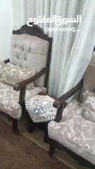  7 كنب للبيع مع طاولاتو