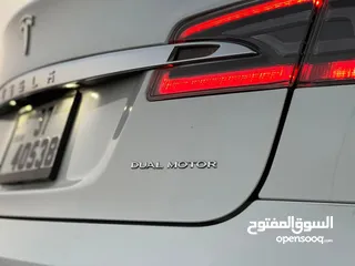  35 Tesla Model S Long Range Plus 2020 White interior
