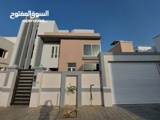  1 3 BR Luxury Penthouse Apartment in Al Hail North for Rent