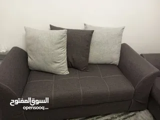  3 طقم كورنر  للبيع بحاله جيده جدا مع ركلينر ودبدوب كبير