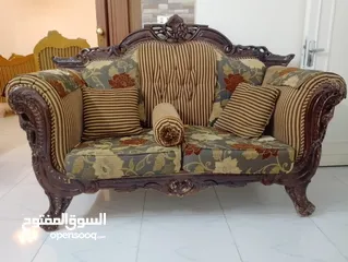  2 طقم كنب 7 مقاعد بحال الوكاله