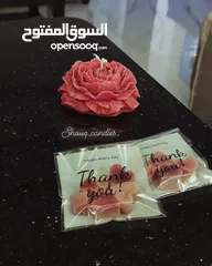  2 شموع معطره وتوزيعات